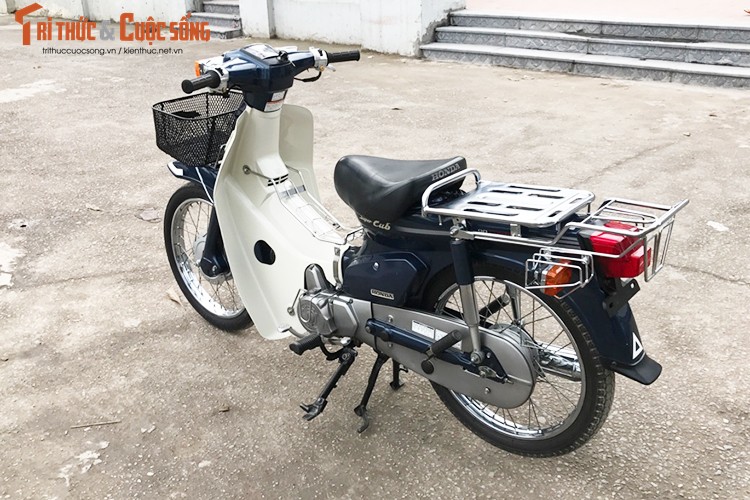 Honda Super Cub C90 gia hon 60 trieu dong tai Ha Noi-Hinh-3